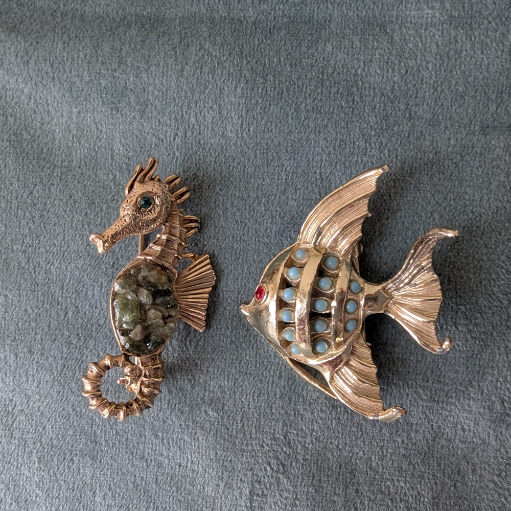 Vintage Gold Seahorse and Fish Brooch Set